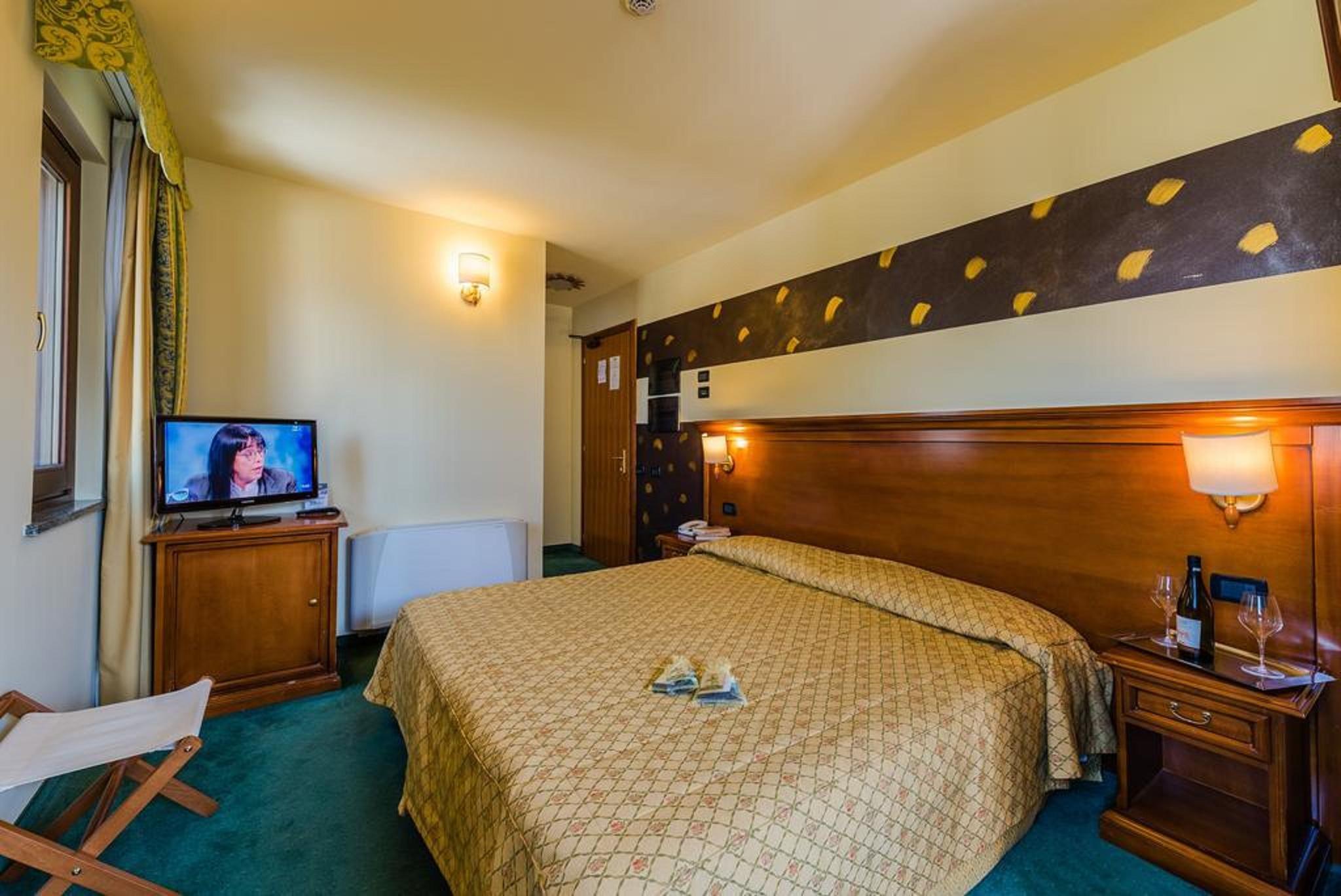 Hotel Au Soleil Сен Венсан Екстериор снимка