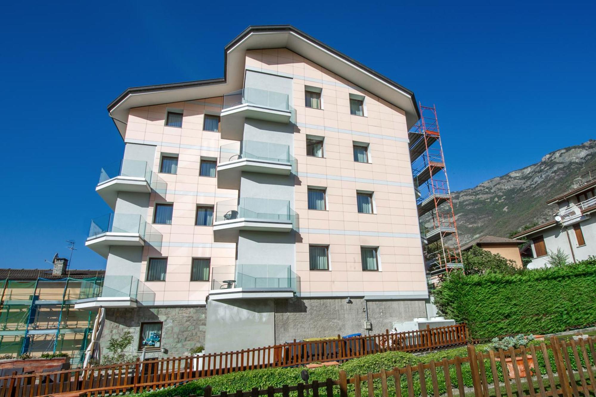 Hotel Au Soleil Сен Венсан Екстериор снимка