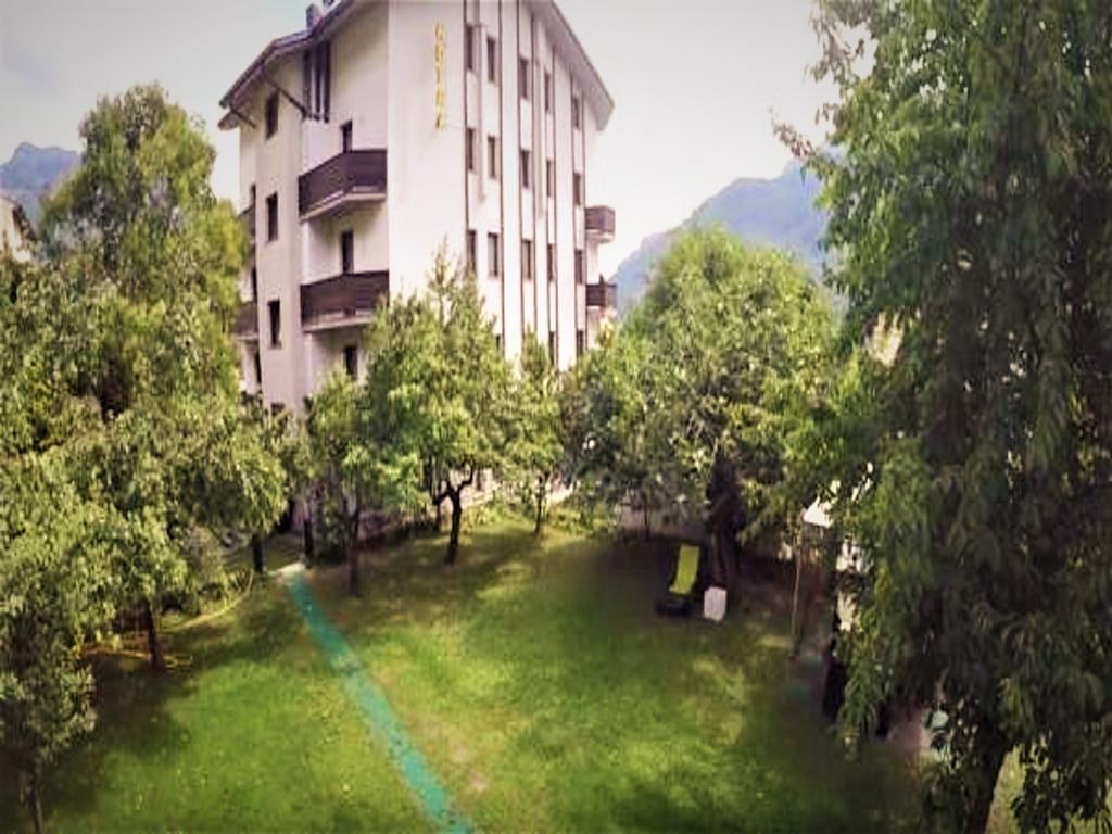 Hotel Au Soleil Сен Венсан Екстериор снимка