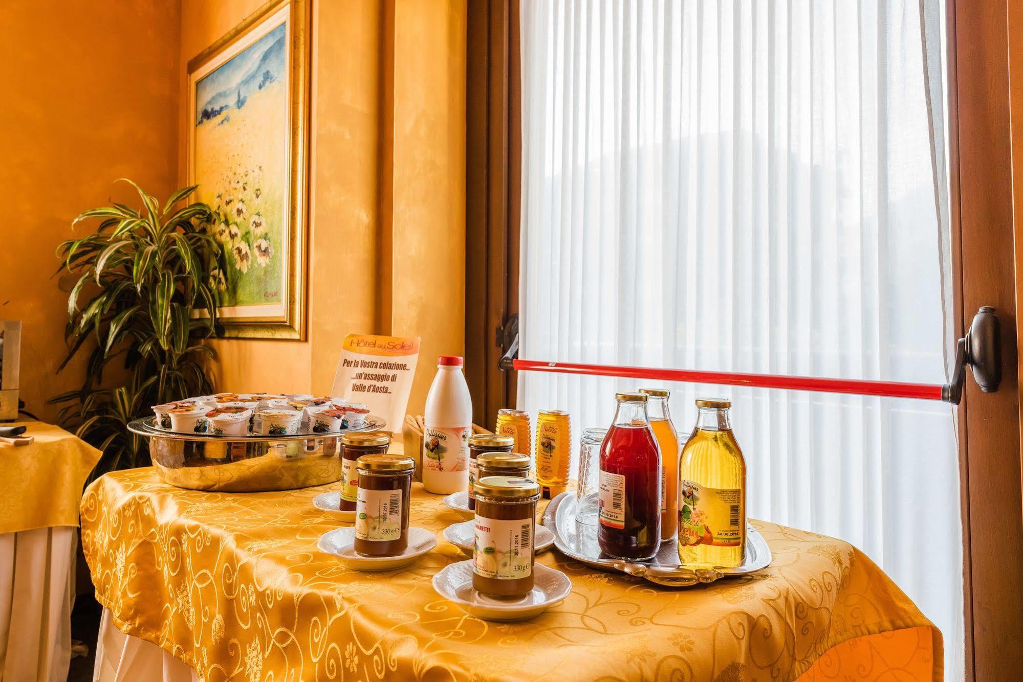 Hotel Au Soleil Сен Венсан Екстериор снимка